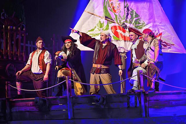 Bild 2: Mega-Kulisse und derbe Sprüche: So war der Villinger Hexenball