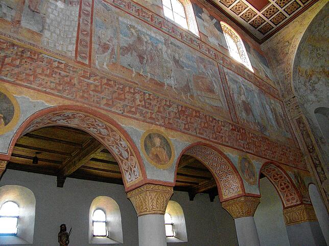 Auf den wertvollen Malereien in der St. Georgs-Kirche hat sich zuletzt kein Schimmel mehr gebildet. Die Maßnahmen zu deren Schutz ...