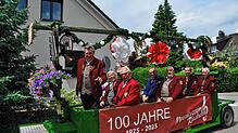 Bild : Der Musikverein Riedheim veranstaltet den Pfingstmusikfest Jubiläumszug – das sind die besten Bilder