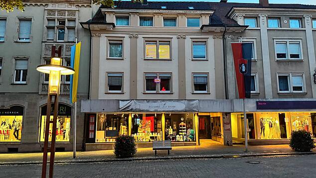 Das Massagestudio im Obergeschoss der Steinbrückstraße war nach der Intervention des Ordnungsamts einige Wochen geschlossen. Nun zeigt ...