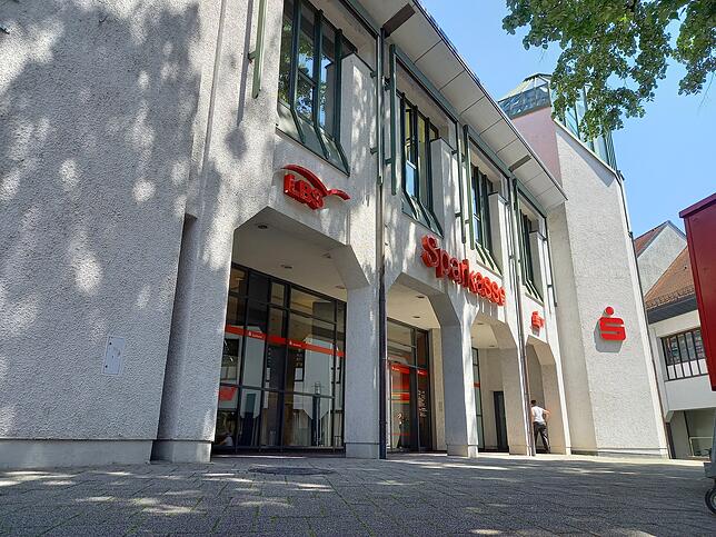 Die Hauptstelle der Sparkasse Hochrhein in Bad Säckingen soll saniert werden.