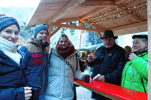 Tausende Besucher kamen zum Weihnachtsmarkt in die Ravennaschlucht um das einmalige Feeling zu erleben