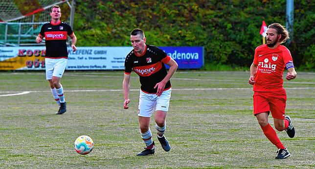 Bild 6: FC Tiengen 08 feiert 8:0-Kantersieg beim FC Rot-Weiß Weilheim &ndash; und wir haben Bilder!