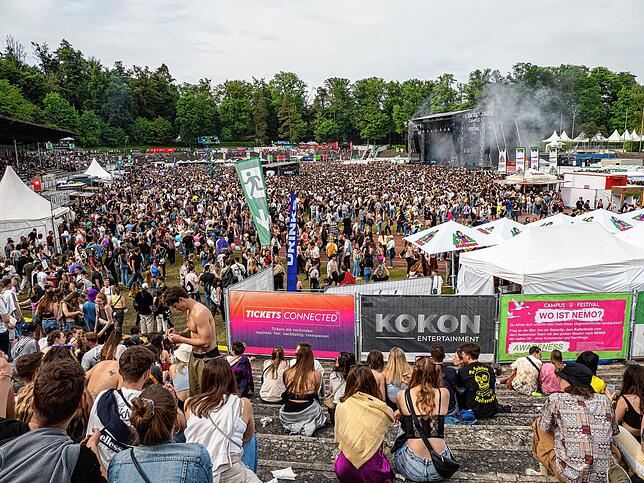 Bis auf weiteres das letzte Mal: Beim Campus-Festival 2023 waren noch 25.000 Besucher im Stadion. Wenige Tage später wurde die Sperrung ...