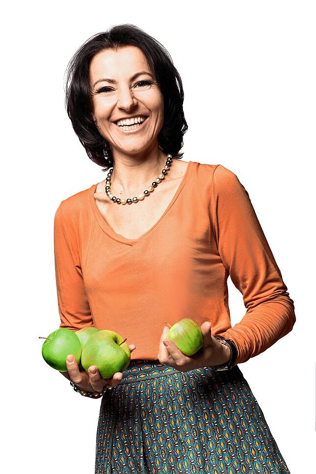 Andrea Maier-Nöth engagiert sich in mehreren Ehrenämtern und kennt sich besonders mit Ernährung aus, was sie Kinder versucht näher zu ...