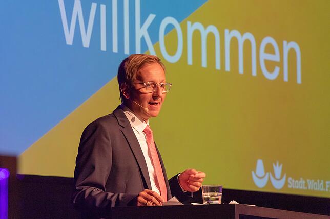 Große Eröffnung: OB Philipp Frank dankte allen am Projekt Beteiligten sowie den geduldigen Nachbarn und Nutzern.