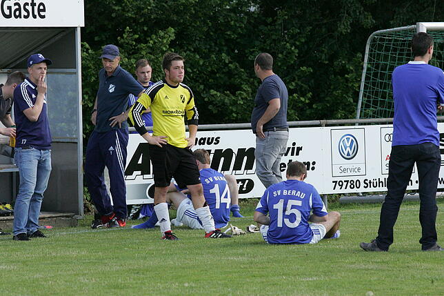 Bild 11: Dramatisches 2:1 gegen SV Berau: FC Hochrhein ist Meister &ndash; wir haben die Bilder!