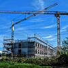 Auf der Baustelle zwischen Reichenau- und Line-Eid-Straße herrscht trotz der Corona-Krise reges Treiben. Der neue Investor lässt gerade ...