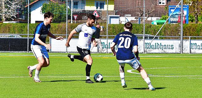 Bild 23: SV Buch siegt 3:2 beim VfB Waldshut – und wir haben Fotos!