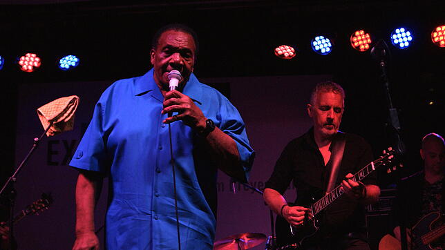Von Chicago nach Wehr: Willie Buck gehört in Illinois zu den Größen der Blues-Szene und ist auch mit über 80 Jahren auf der Bühne ...