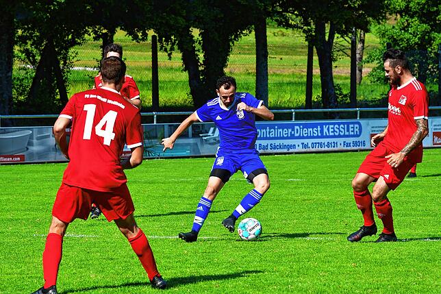 Bild 12: FC RW Weilheim feiert 4:1-Pokalsieg beim SV BW Murg &ndash; und wir haben Bilder!