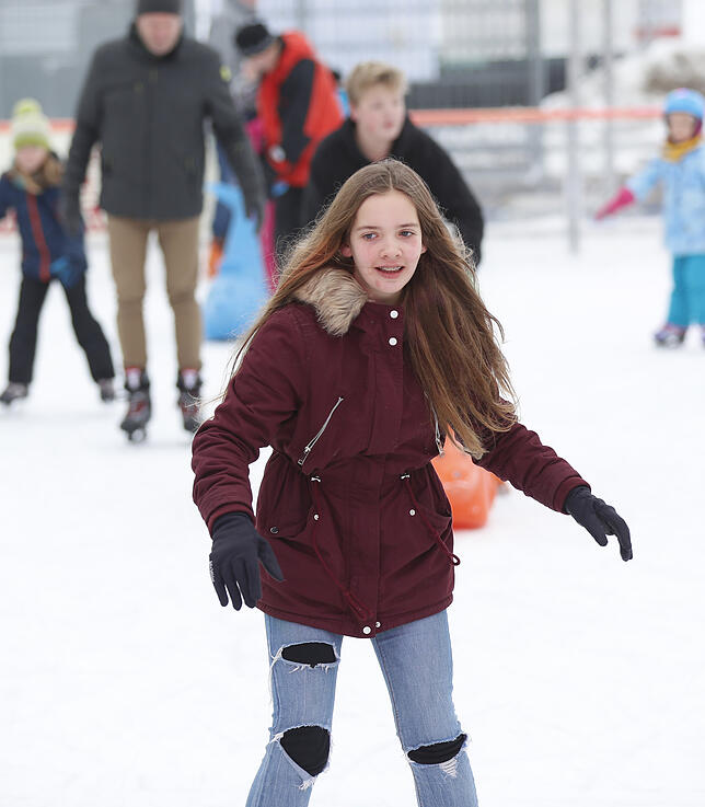 Bild 17: Bilder vom SÜDKURIER-Aktionstag auf der Blumberger Eisbahn