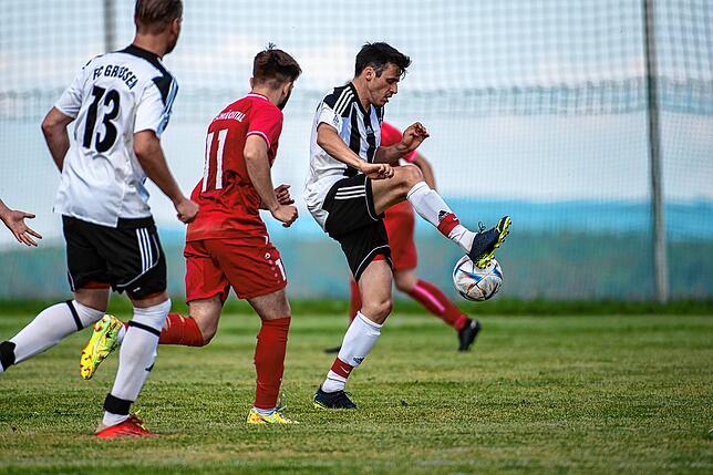 Bild 28: FC Schlüchttal feiert Meistertitel mit 5:0-Sieg gegen den FC Grießen &ndash; und wir haben Bilder!