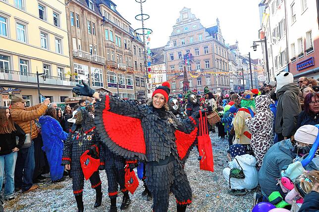 Bild 14: Konstanzer Fasnachtsumzug 2025: Altstadt ist in Narrenhand