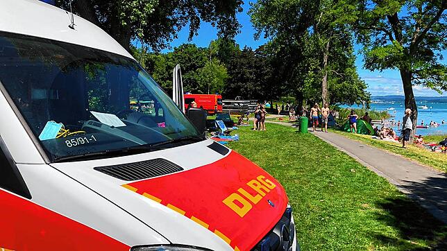 Einsatz der DLRG am Strandbad Hörnle am Sonntagvormittag.