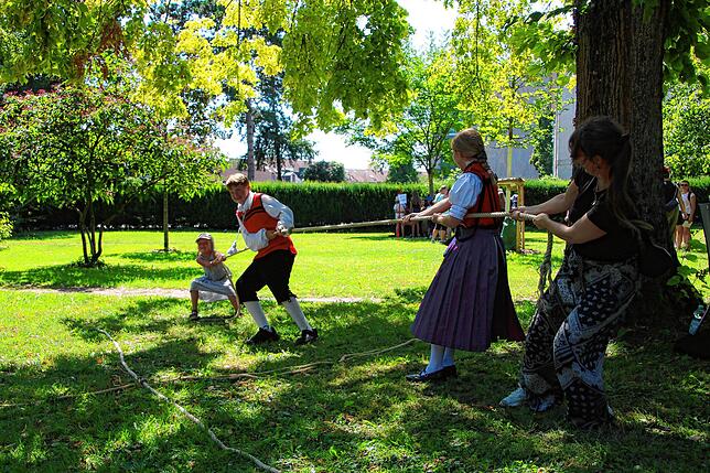 Bild 7: Chilbi 2025: So feiern die Kleinsten die Waldshuter Chilbi beim Kinderfest und Kinderumzug auf den Festplatz
