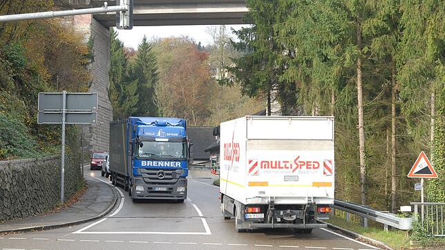 An der Abfahrt Hauenstein endet derzeit die Autobahn 98 in Richtung Bad Säckingen &ndash; Waldshut. Wo die weiteren Abschnitte genau ...