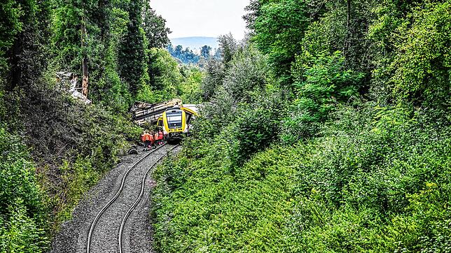 Bild : Zugunglück im Kreis Biberach mit drei Toten: Was wir wissen – was nicht