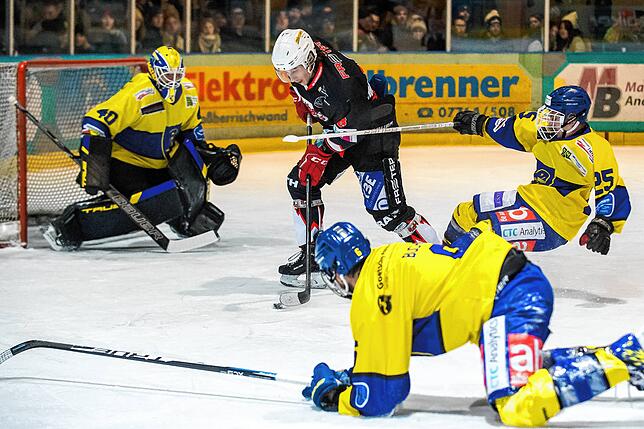 Bild 19: EHC Herrischried verliert 1:11 gegen den EHC Laufen – und wir haben Bilder!