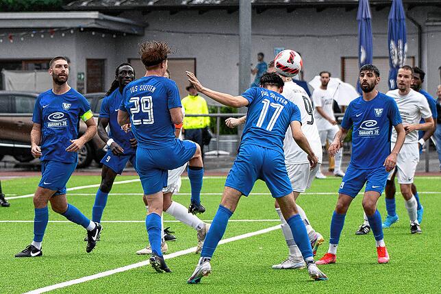 Bild 31: TuS Stetten kantert SG FC Wehr/Brennet mit 7:2 nieder &ndash; und wir haben Bilder!