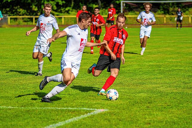 Bild 8: FC 08 Bad Säckingen gewinnt 4:1 gegen die SG Höchenschwand – und wir haben Bilder!
