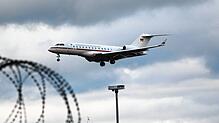 Im vergangenen Jahr war Bundeskanzler Olaf Scholz mit Zwischenstopp am Bodensee-Airport nach Davos gereist. Die Regierungsmaschine im ...