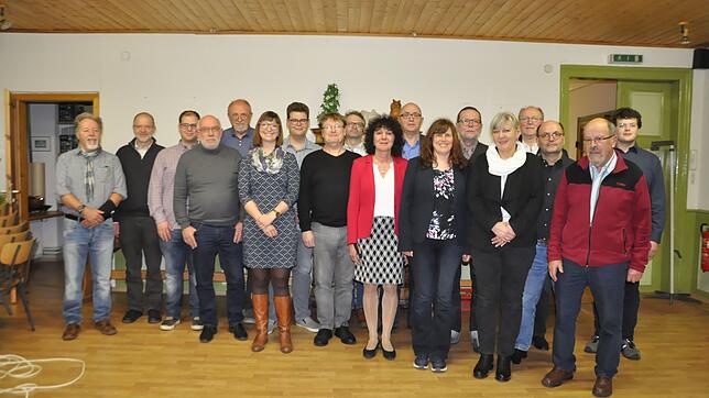 Die Kandidaten der SPD in Waldshut-Tiengen für die Kommunalwahl (von links): Markus Jäger, Walter Reuter, Florian Lettau, Roland ...