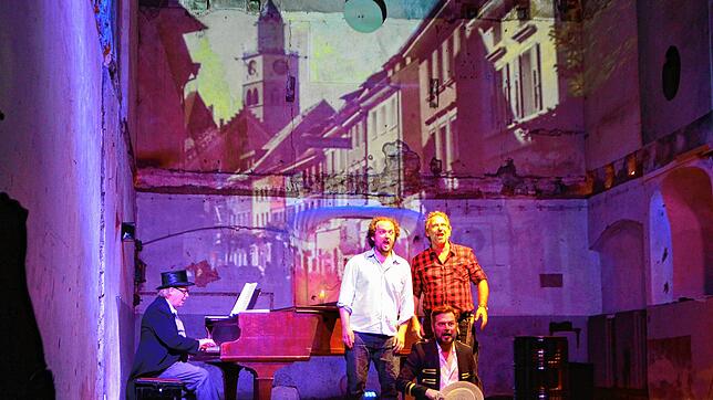 Wehmütige Reminiszenzen: Das letzte Stück des Überlinger Sommertheaters im Juli 2017 in der ehemaligen Kapuzinerkirche. In Zukunft wird ...