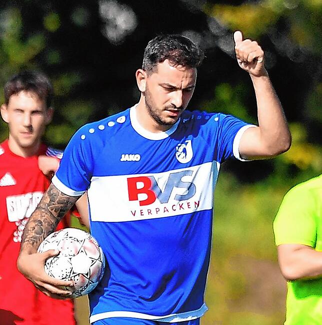 Er kann Tore: Der im vergangenen Sommer gekommene Davide Di Lionardo soll nach dem Weggang von Sandro D‘Accurso die nötigen Tore ...