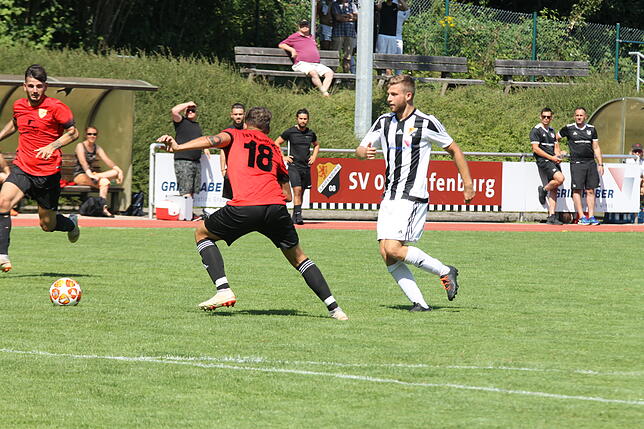 Bild 12: SV 08 Laufenburg feiert Kantersieg gegen den FSV Rheinfelden &ndash; und wir haben die Bilder!