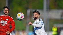 In Torlaune: Sandro D‘Accurso vom SV 08 Laufenburg glänzte in Bad Bellingen mit vier Toren, die dennoch nicht zum Sieg reichten. Fast ...