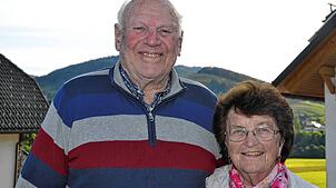 Walter und Hildegard Kaiser feierten am Sonntag eiserne Hochzeit. Bild: Ch. Sahli