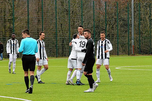 Bild 3: SV 08 Laufenburg rettet ein Remis gegen den SC Wyhl &ndash; und wir haben Bilder!
