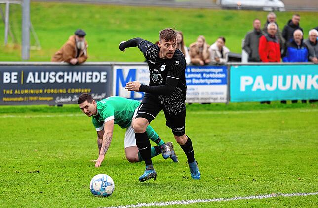 Bild 8: Unsere große Bildergalerie vom Bezirksliga-Kellerduell zwischen Kirchen-Hausen und Bräunlingen