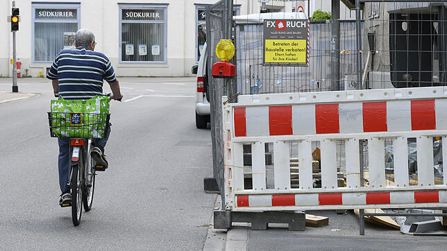 Solche Engpässe wie hier in der Bismarckstraße empfinden Radfahrer oftmals als gefährlich. In der Umfrage des Allgemeinen Deutschen ...