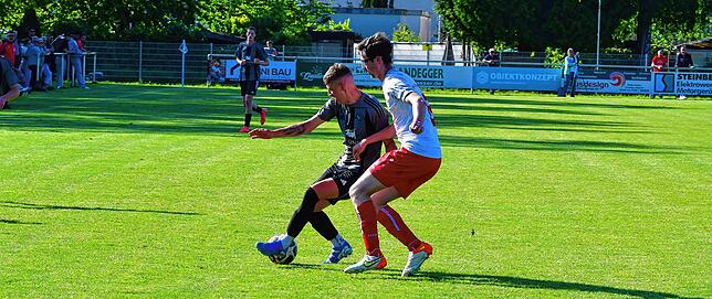 Bild 3: SV Jestetten gewinnt Kellerderby mit 2:1 gegen den FC Hochrhein – und wir haben Fotos!