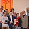 Die Teams &bdquo;Bodenseeskorpione&ldquo; und &bdquo;L.o.C Robotics&ldquo; der Roboter-AG des Bildungszentrums mit Alexander Salescu, ...