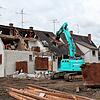 Nur noch Geschichte sind die beiden Gebäude Turngasse 2 und 4, deren Abriss dem Bau der neuen Seniorenwohnanlage &bdquo;Wohnpark am ...