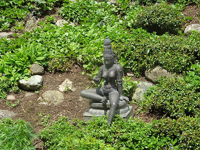 Bild 11: Bilder von Ruth Maria Kubitscheks "Garten der Aphrodite"