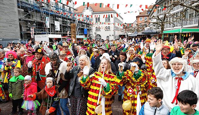 Bild 16: So bunt war der Rathaussturm in Radolfzell