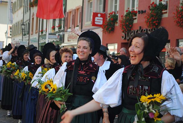 Bild 3: Bilder vom Jubiläumsumzug der 550. Waldshuter Chilbi mit 2000 Teilnehmern