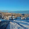 Dachsberg im Winter: Der Blick auf Wittenschwand, wo die Gemeindeverwaltung, die Nachbarschaftsgrundschule Dachsberg-Ibach und der ...