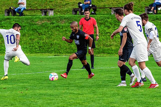 Bild 1: FC Erzingen verliert gegen den SV Weil mit 0:4 &ndash; und wir haben Bilder!