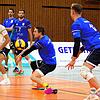 Der TSV Mimmenhausen (Libero Lars Hammer, von links, Trainer Christian Pampel, Diagonalangreifer Richard Schaugg, Jan Jalowietzki und ...
