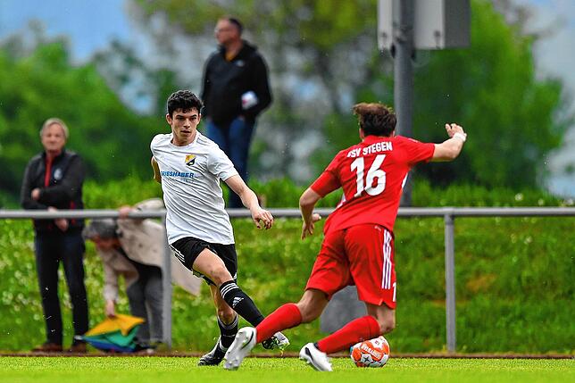 Bild 10: SV 08 Laufenburg siegt beim FSV Rot-Weiß Stegen mit 3:0 &ndash; und wir haben Bilder!