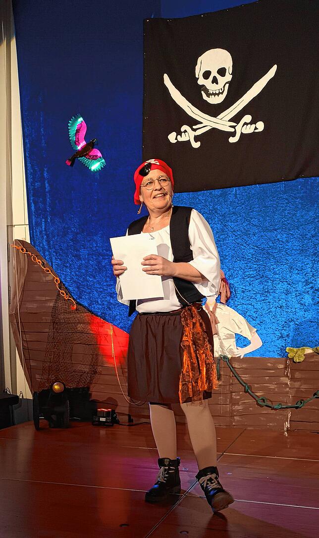 Bild 22: Waldshut: Frauen feiern ausgelassen bei der unvergesslichen Frauenfasnacht – Bilder hier!