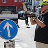 Hermann-Josef Faupel, Rechtsanwalt aus Überlingen und Anwohner, dokumentiert mit seinem Fotoapparat zahlreiche Verstöße gegen die ...
