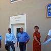 Bei der Lageplan-Besprechung vor dem Goreth-Haus in Stetten a.k.M. (von links): Klaus Burger, Bauamtsleiter Markus Spende, Oliver Beil, ...