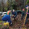 Am Freitagvormittag begann die Pflanzaktion im Höchenschwander Wald. Bei der mehrtägigen Aktion wurden rund 500 Setzlinge in einem ...