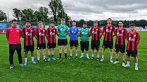 Chance für den Nachwuchs: Sportchef Stephan Leipert (links) vom FSV Rheinfelden freut sich auf die eigenen Nachwuchsspieler (weiter von ...